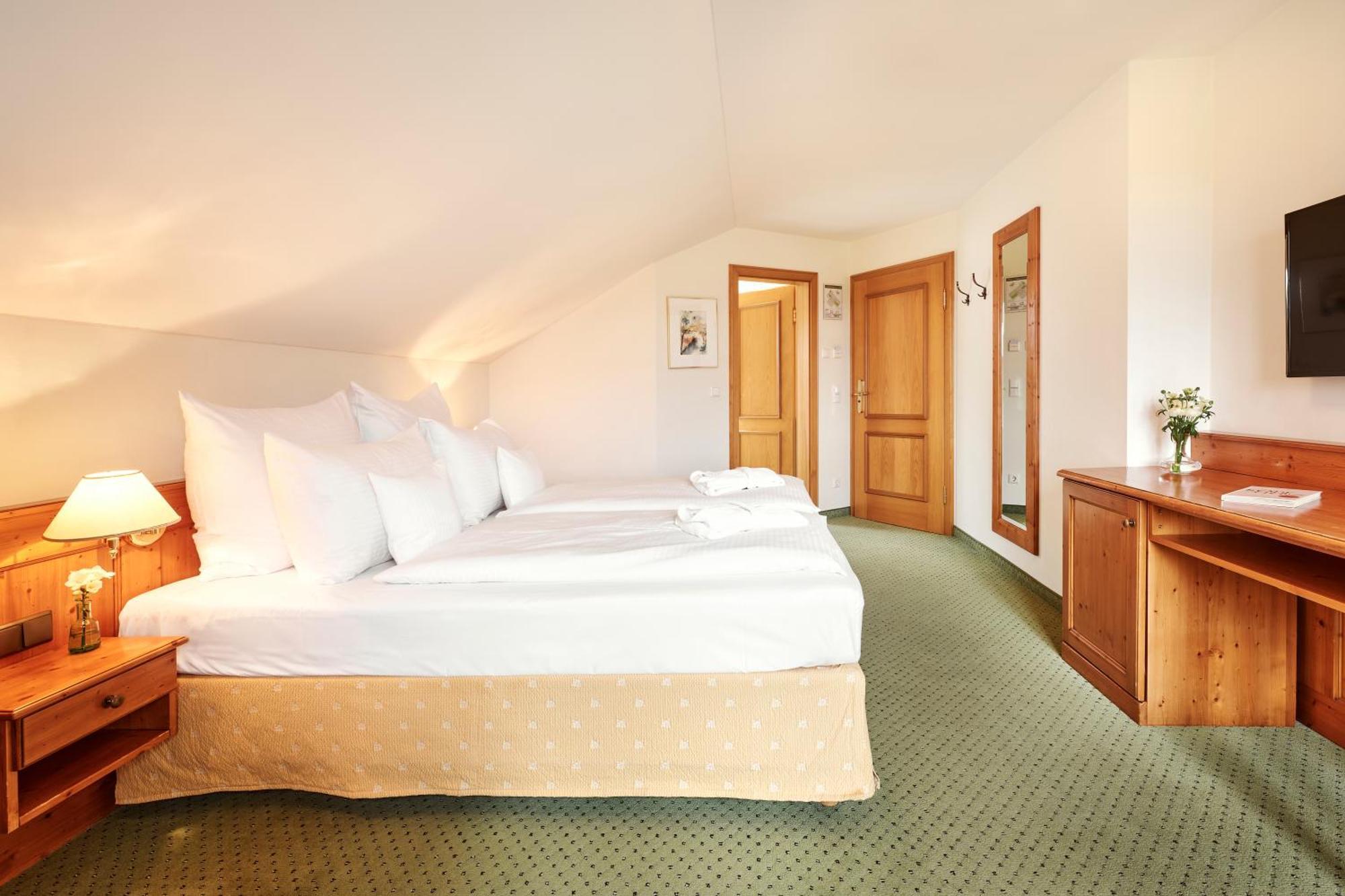 Hotel Auf Der Gsteig Gmbh Lechbruck Pokoj fotografie